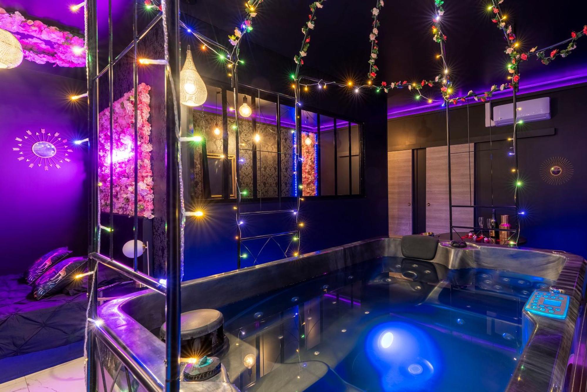 Hotel Sweet Secret'S Jacuzzi Le Breuil  Exterior foto
